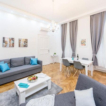 Dominik Apartment Budapest Eksteriør bilde