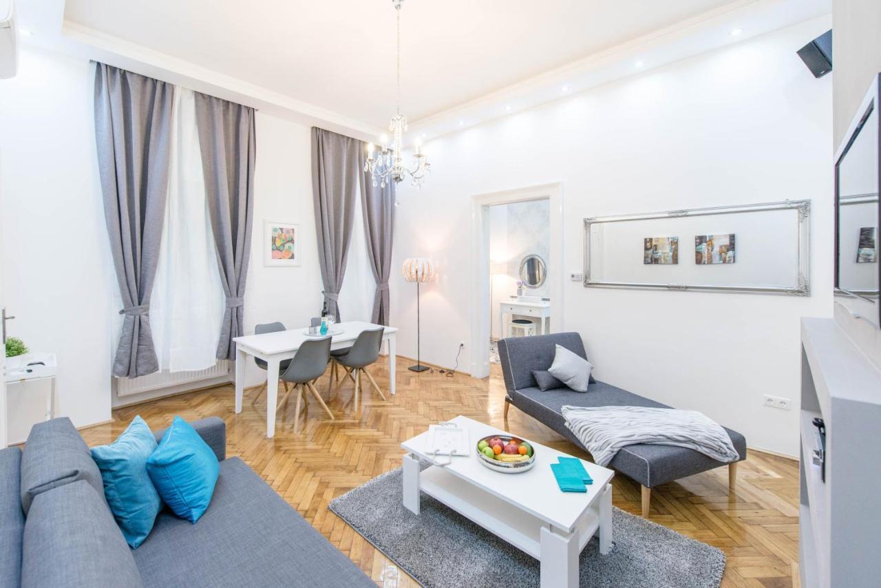 Dominik Apartment Budapest Eksteriør bilde