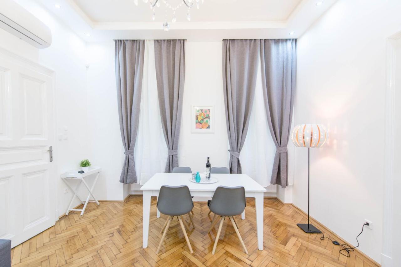Dominik Apartment Budapest Eksteriør bilde